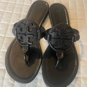Tory Burch size 9 sandal black